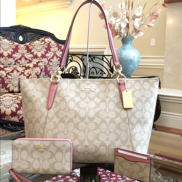 Coach Handbags - 3pcs Coach Ava signature handbag+wallet+ID case